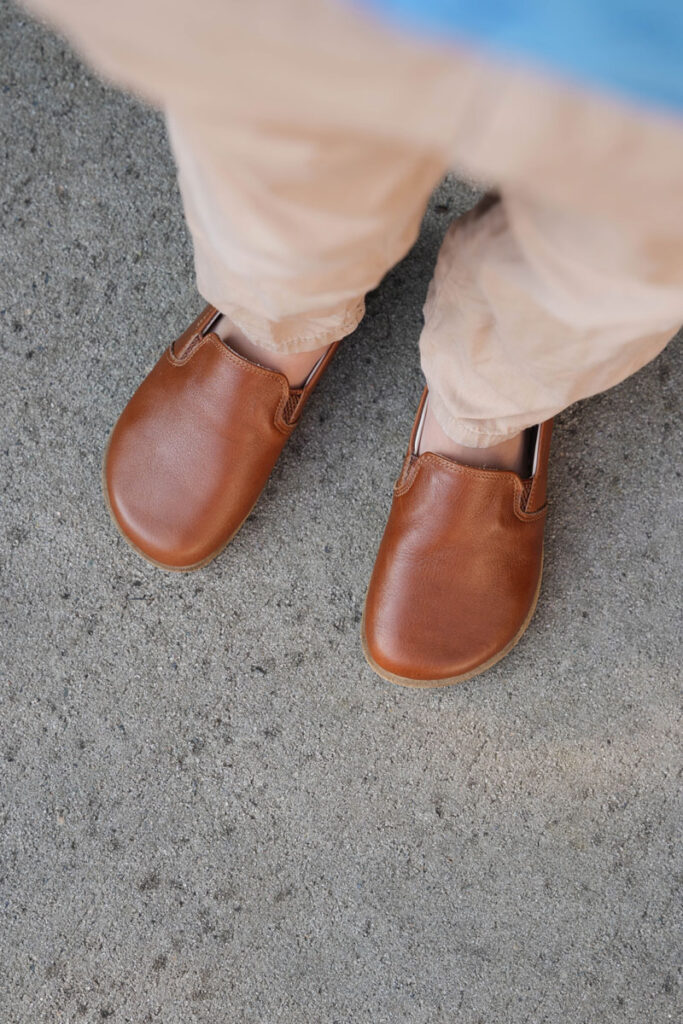 Feelbarefoot Barefoot dress shoes for kids