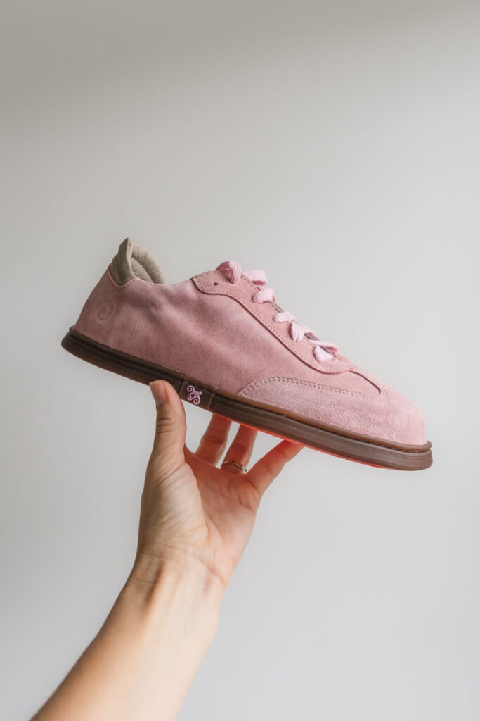 Magical Shoes Nova in pink, barefoot shoes like the Adidas Samba