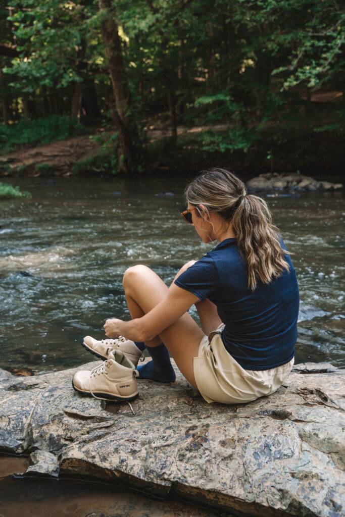 Best barefoot hiking boots from Bahe