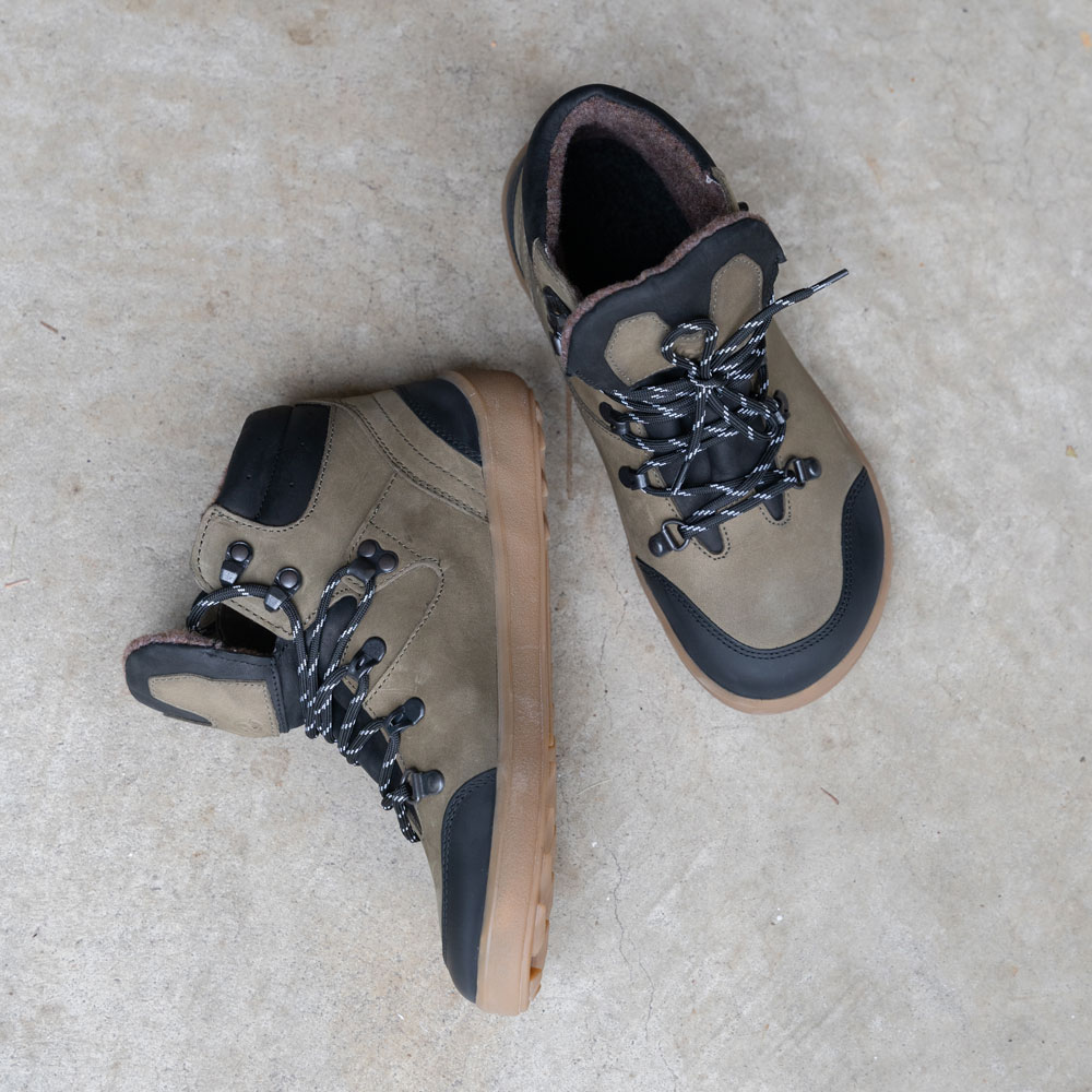 BeLenka Ranger Boots are barefoot boots for hiking and winter