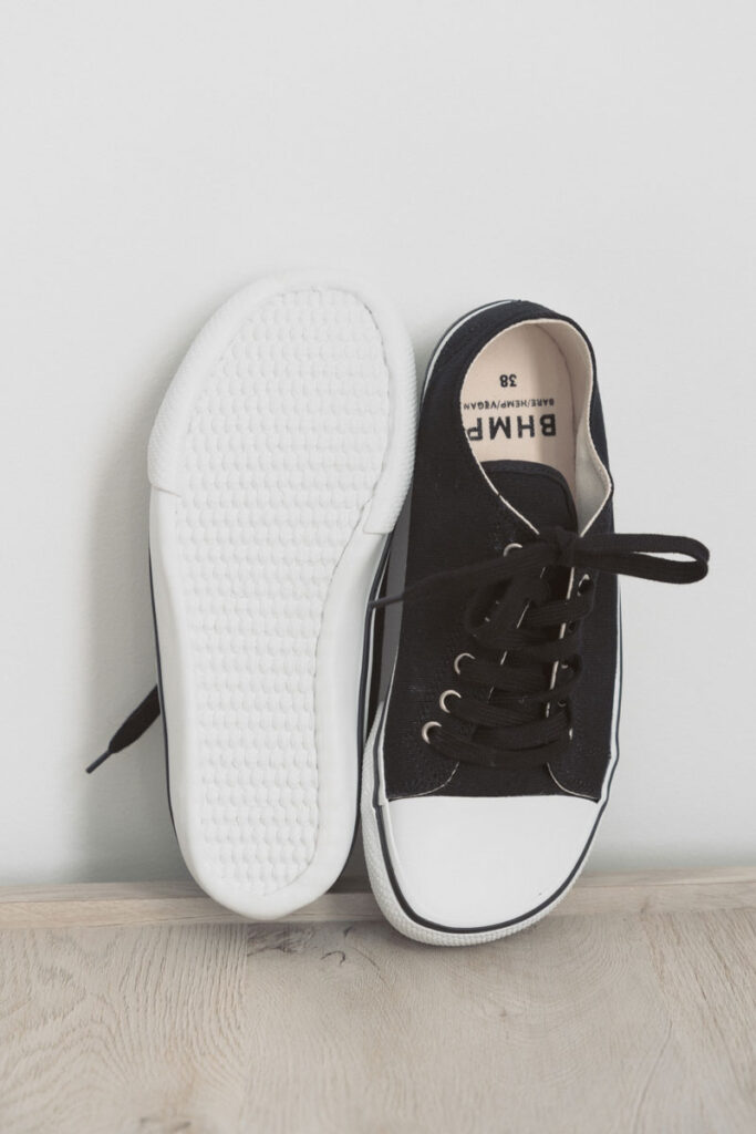 Bohempia barefoot shoes like Converse Chuck Taylor All Stars