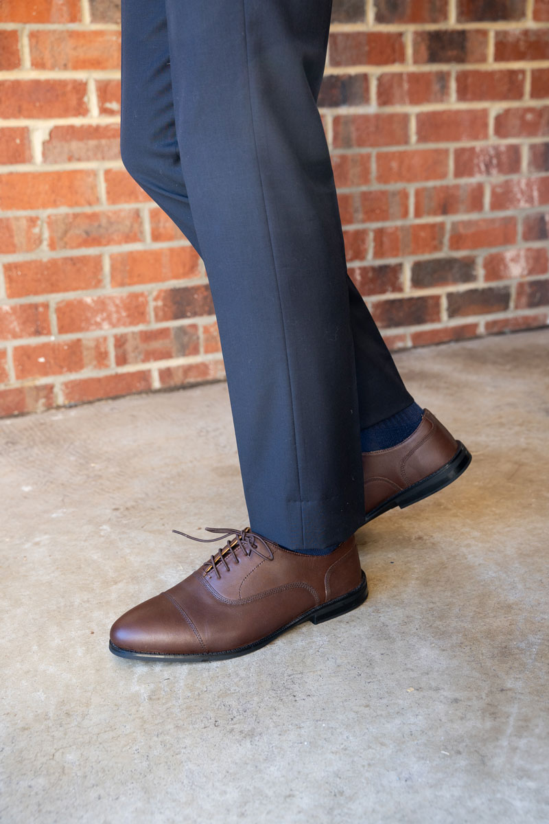 Carets barefoot dress shoes with a roomier toe box