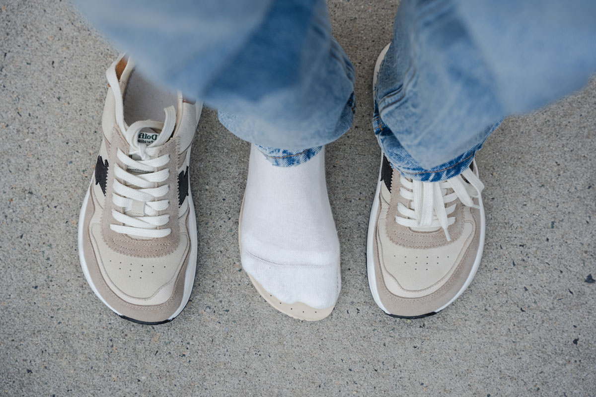 Foot-shaped toe box on the Dolfie Paradise Supersonic barefoot dad sneakers