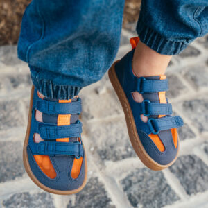 Feelgrounds Arcade closed toe barefoot sandals for kids