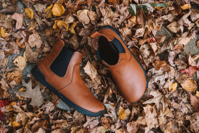 Best Barefoot Chelsea Boots