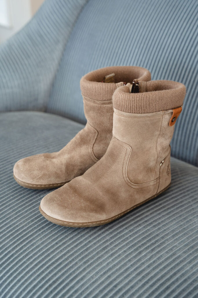 Groundies Iceland barefoot boots like Uggs