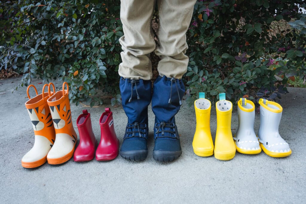 Best Minimalist Rain Boots for kids and toddlers
