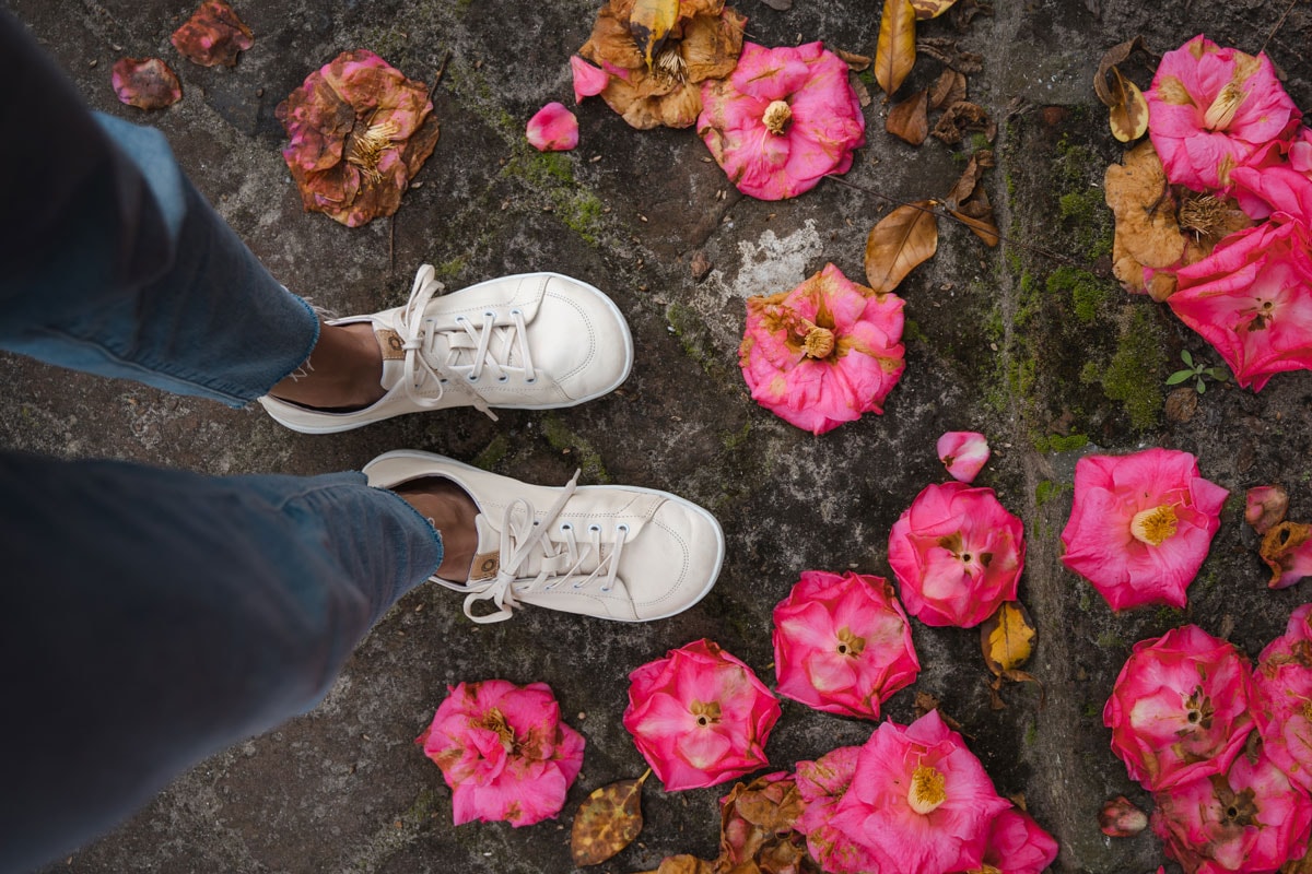 Mukishoes Raw Leather Cloud, white barefoot sneakers