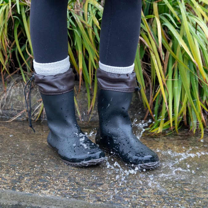 Saguaro Shoes barefoot rubber rain boots with tall shaft