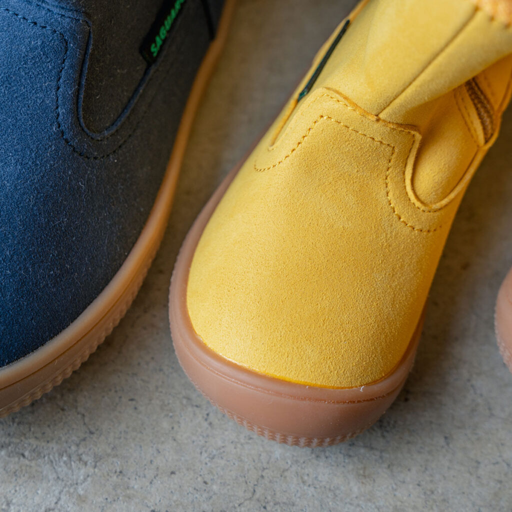 Saguaro Jumpy Boots, barefoot winter boots for kids