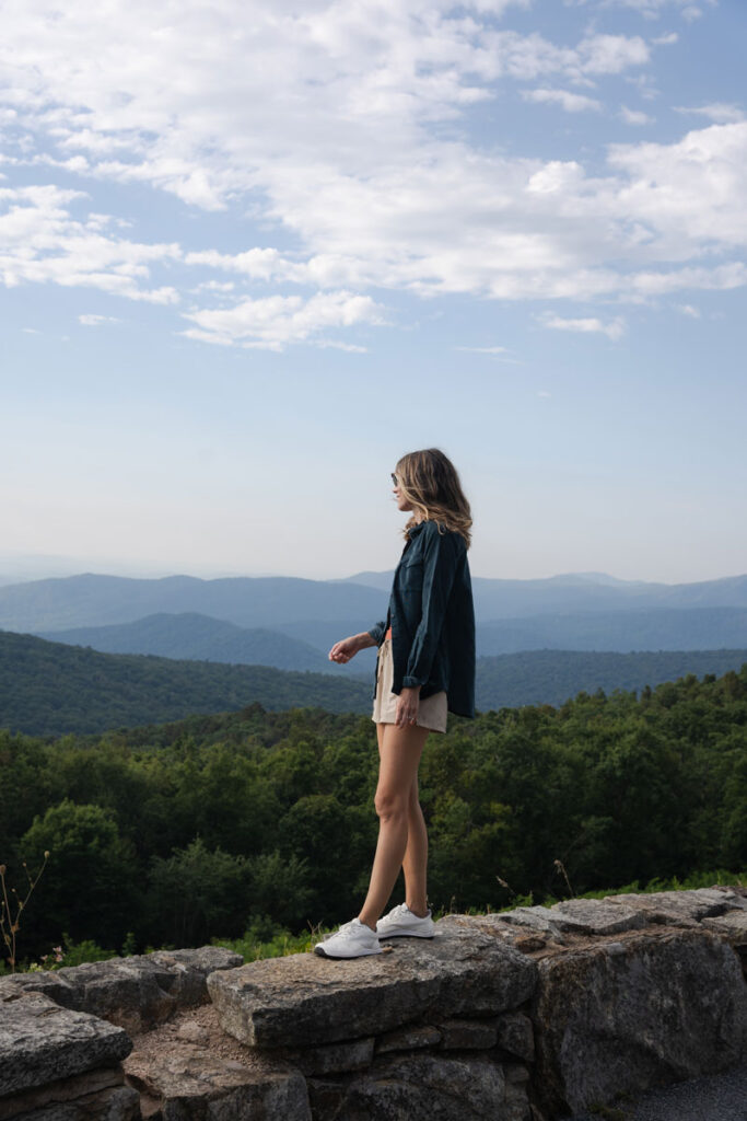 Wearing Bahe grounding shoes for hiking