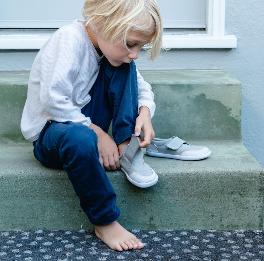 Splay Athletics Barefoot Shoe for Kids on Black Friday Sale