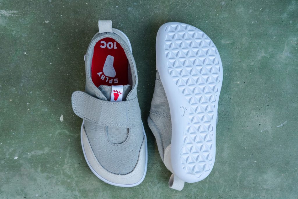 Splay Athletics barefoot kids shoes