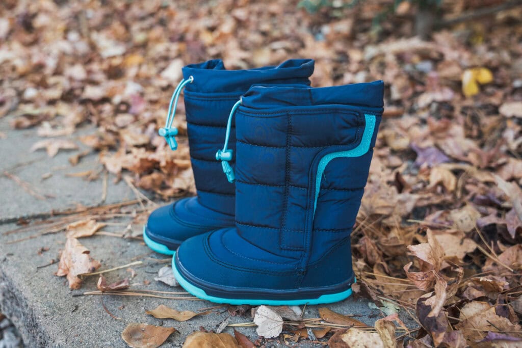 Ten Little Minimalist Snow Boots for toddlers