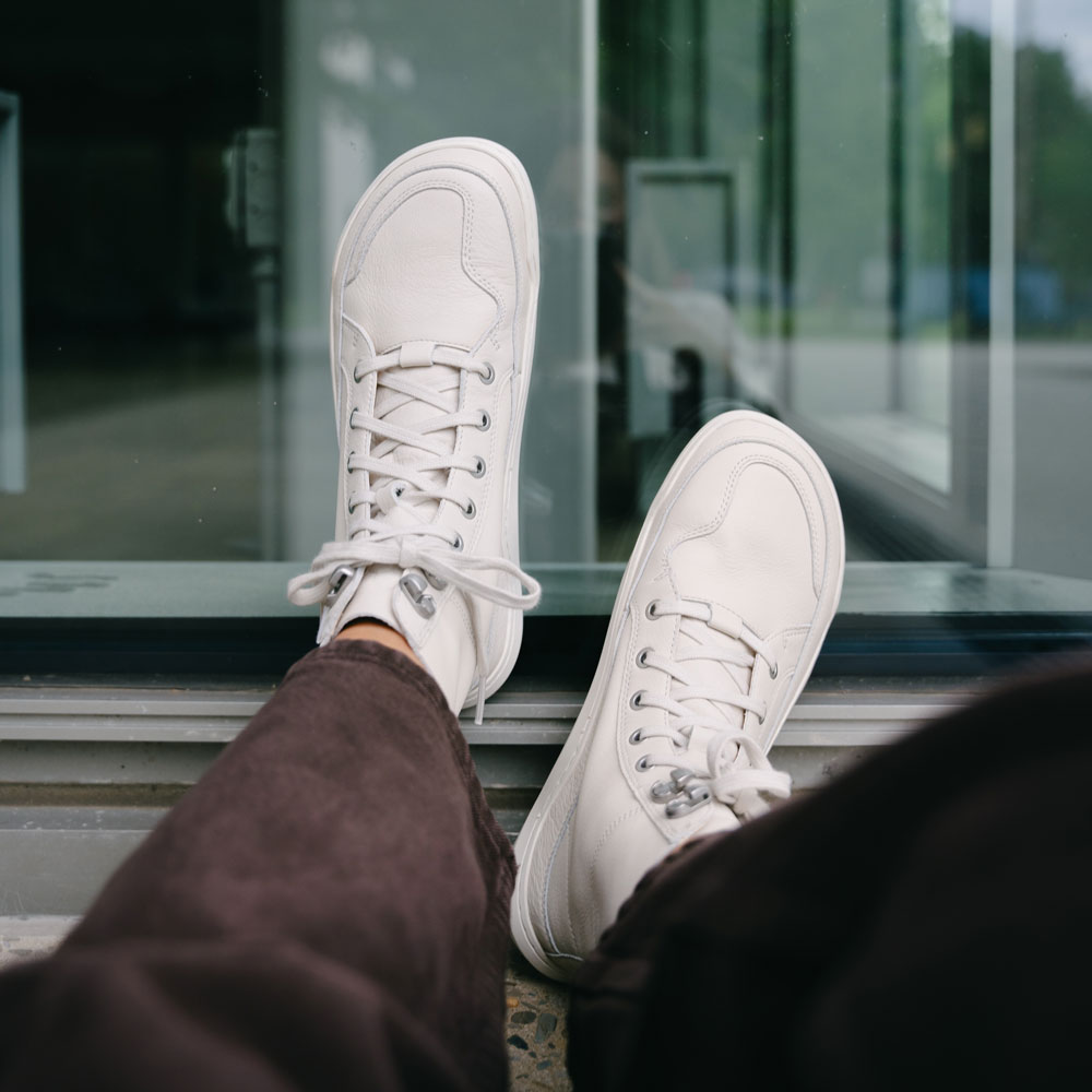 Vivobarefoot Gobi Boots in Limestone
