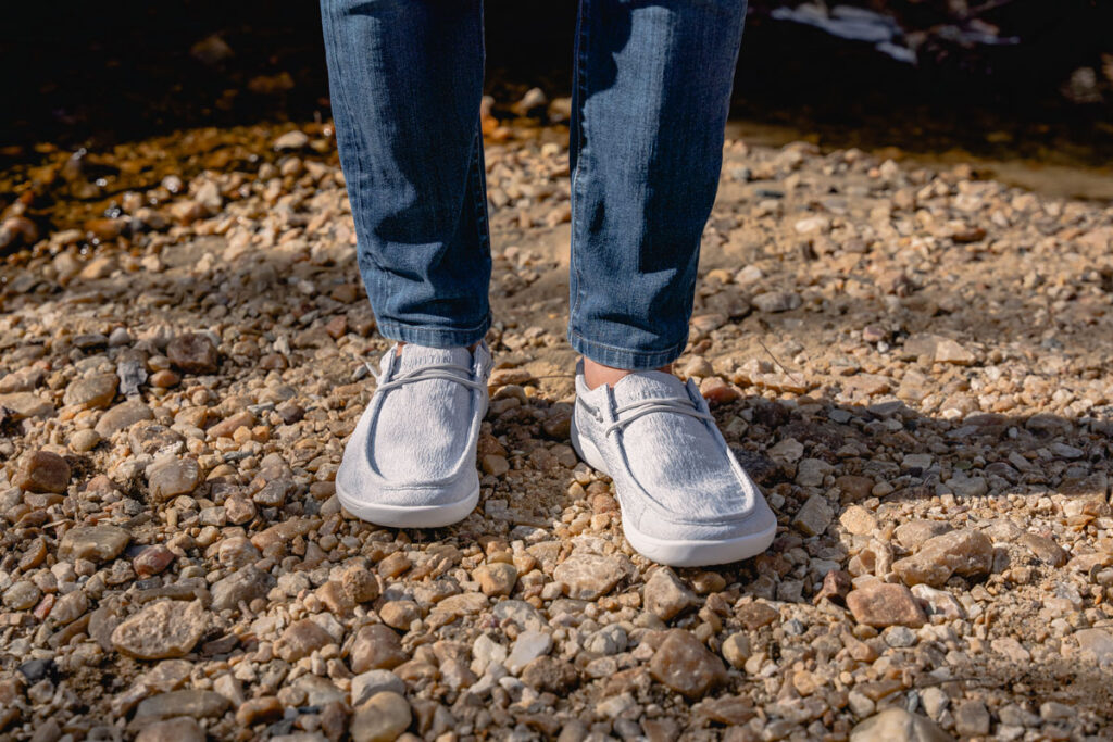 WHITIN minimalist boat shoes looks like HEYDUDE shoes