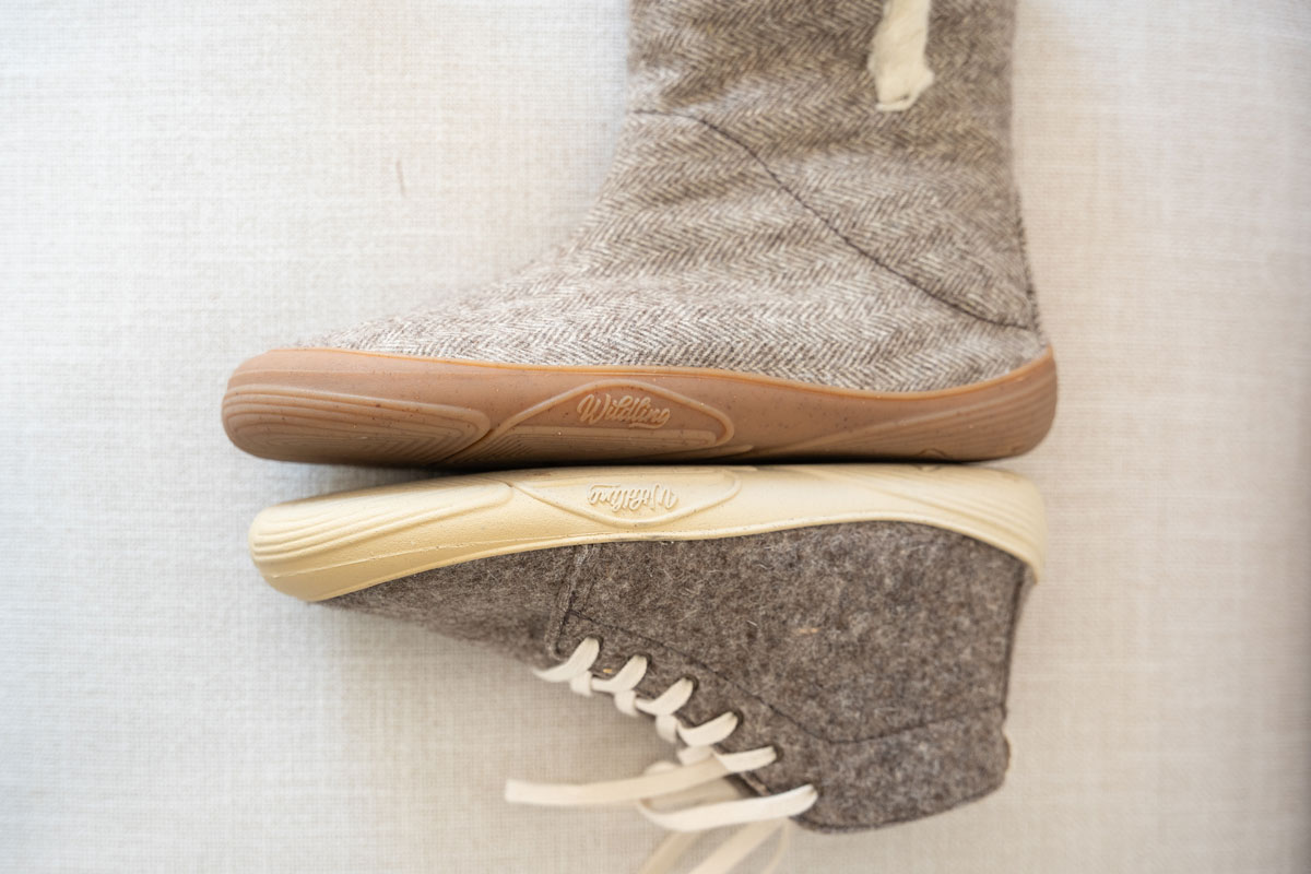 Wildling Koselig in EU38 compared to a regular wildling barefoot boot in the same size