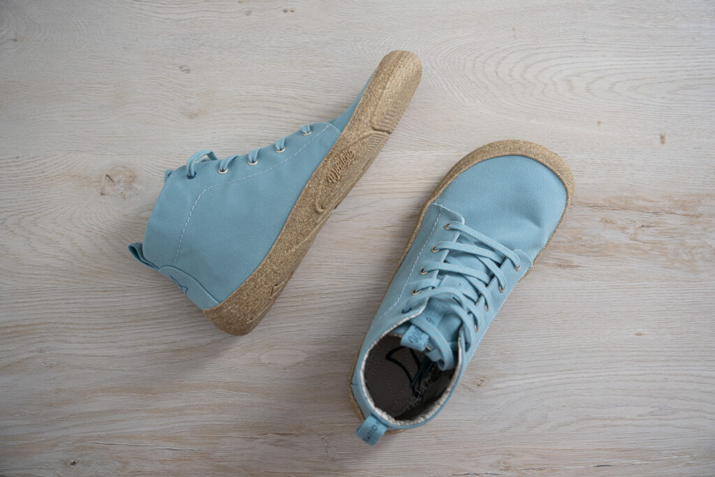 Pegasus Resouled Wildling barefoot shoes with full coverage sole