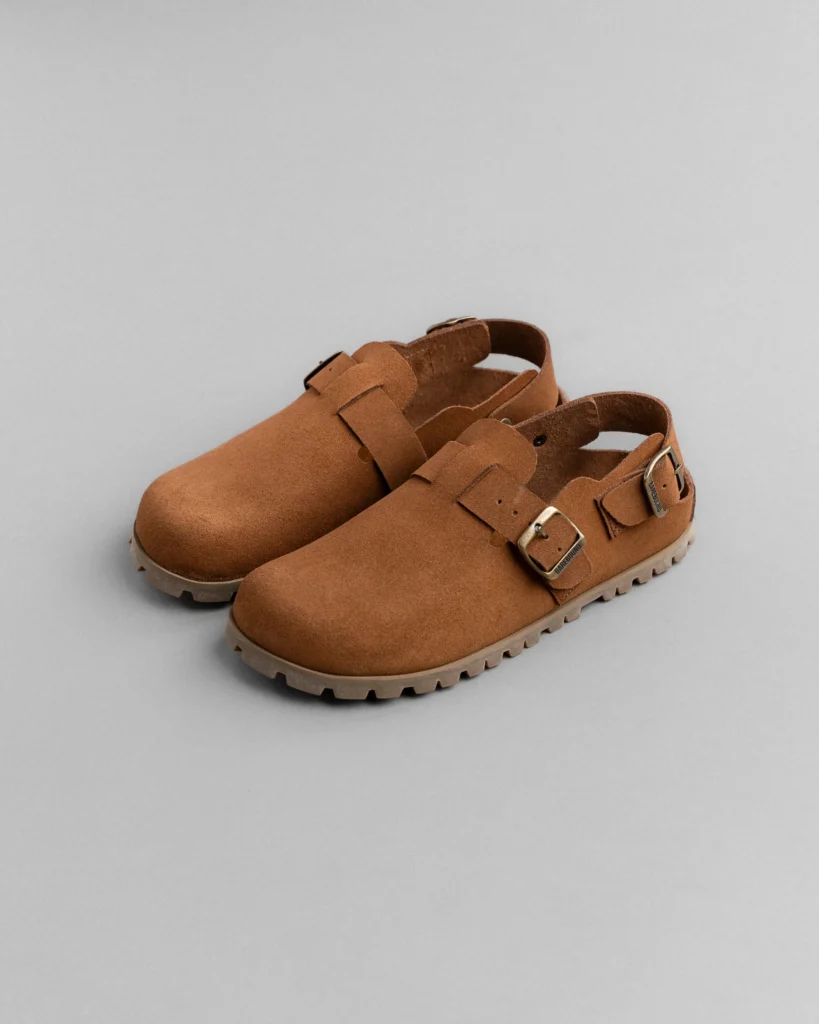 Barebound Ikaros barefoot clogs